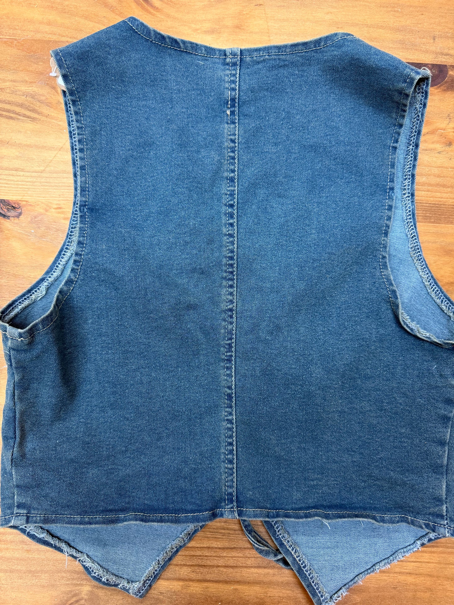 Twist Knot Vest