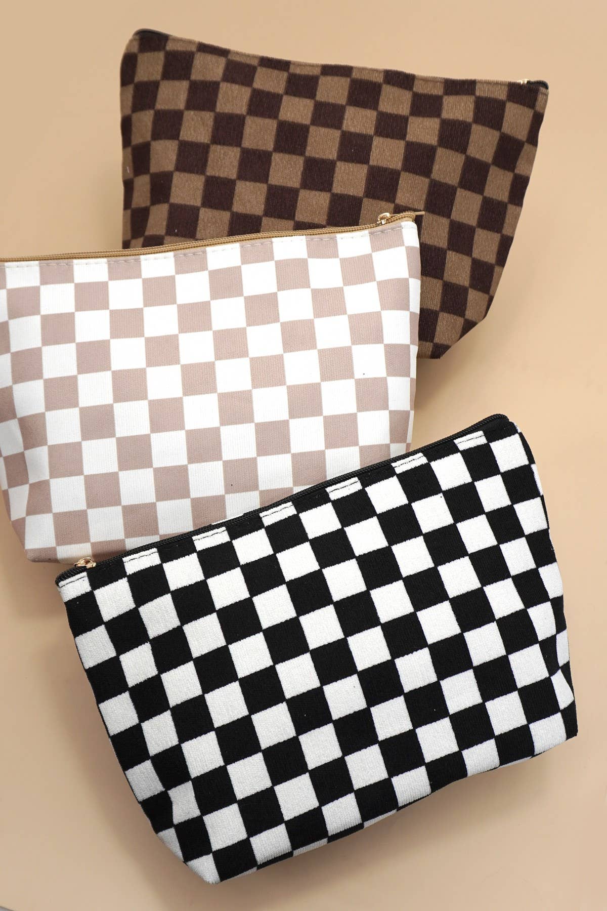 TRAVEL POUCH