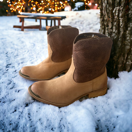 Lucchese Short Booties