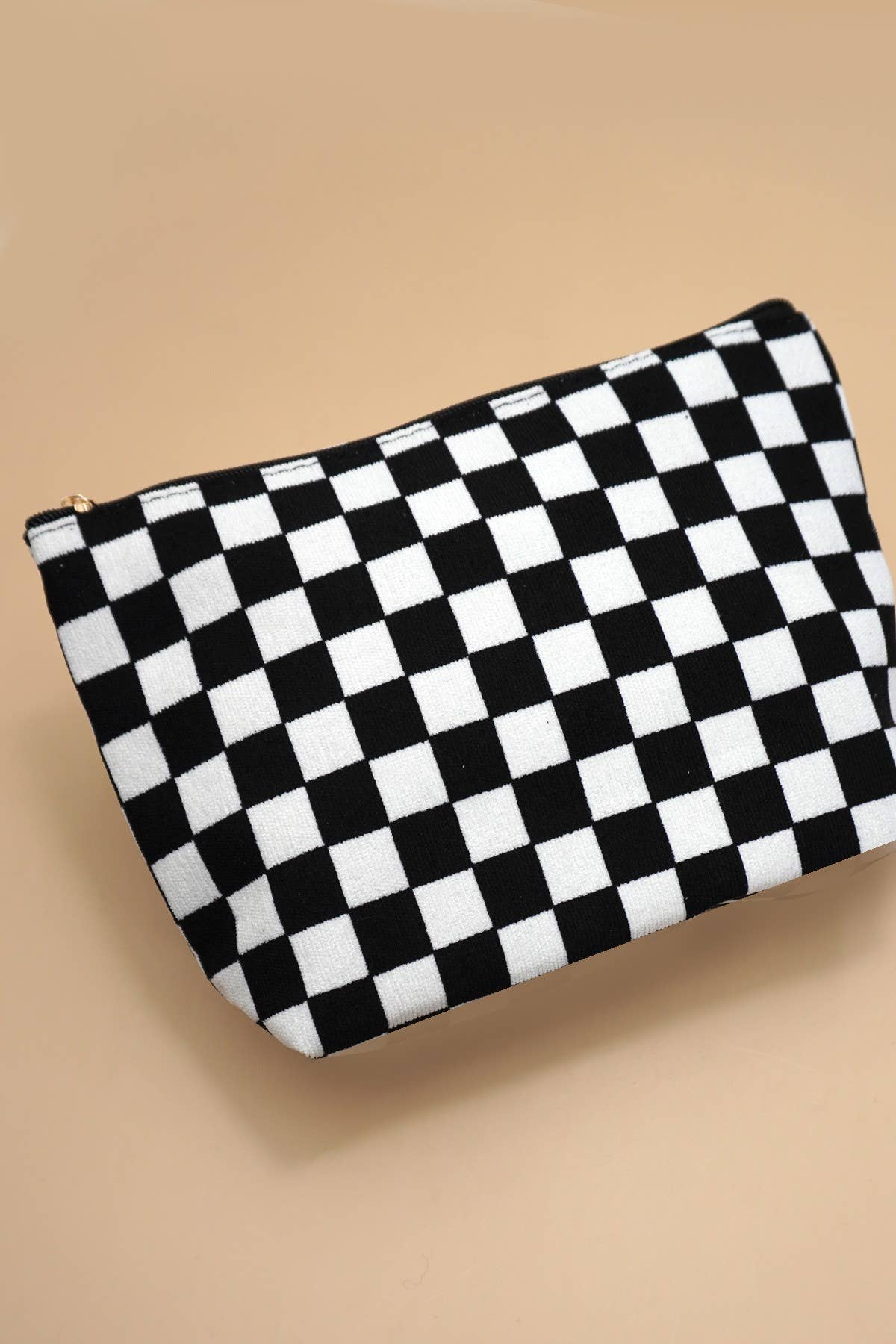 TRAVEL POUCH